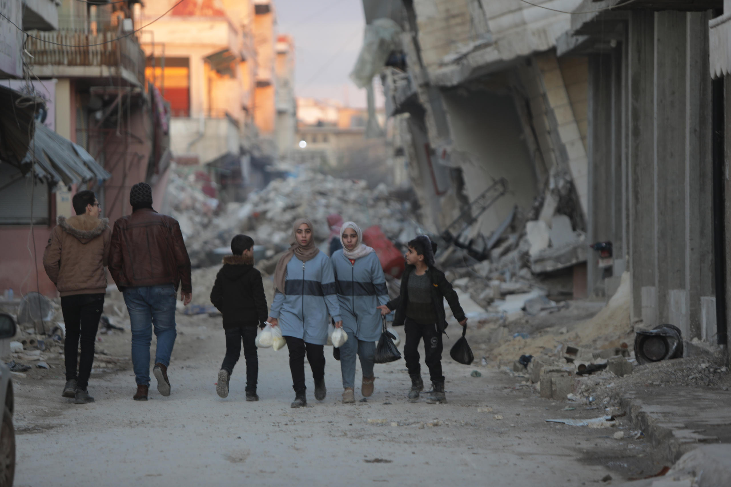 Street scene in a city affected by an earthquake on February 6, 2023