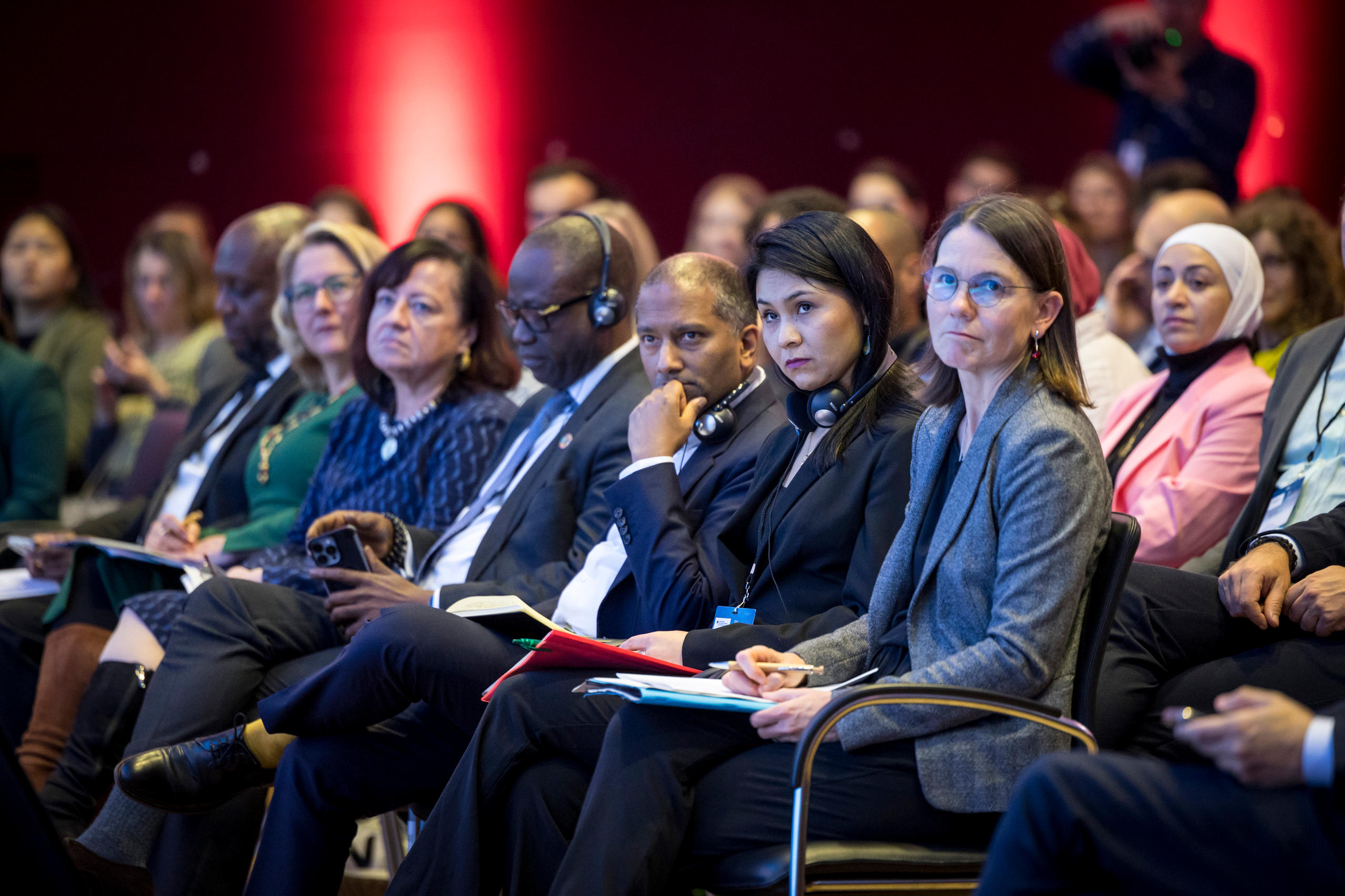 Teilnehmende der Konferenz „Rethinking development policy: How to confront coloniality“ 